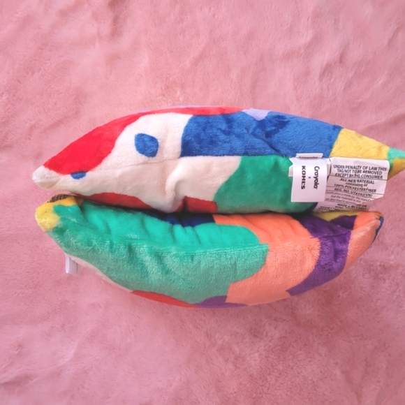 Crayola Colorful Patchwork Pillow Set - Red, Blue, Green, Yellow - Picture 3 of 4